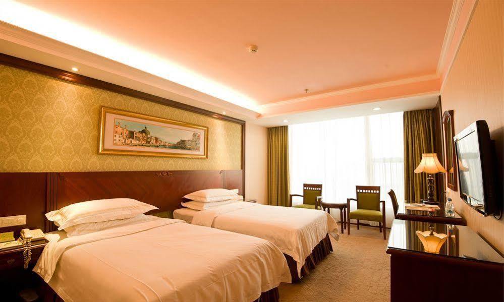 Vienna International Hotel Taicang Nanyang Plaza Ngoại thất bức ảnh