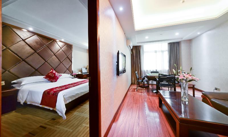 Vienna International Hotel Taicang Nanyang Plaza Ngoại thất bức ảnh